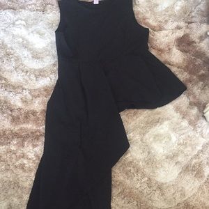 Fancy black shirt with a side tail